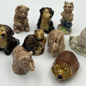 Wade England set of 9 animal figurines